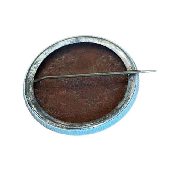 Vintage 1950s Souvenir Extended Pinback Ice Show Ice Skater Blue 1.75" Diameter - Picture 6 of 7